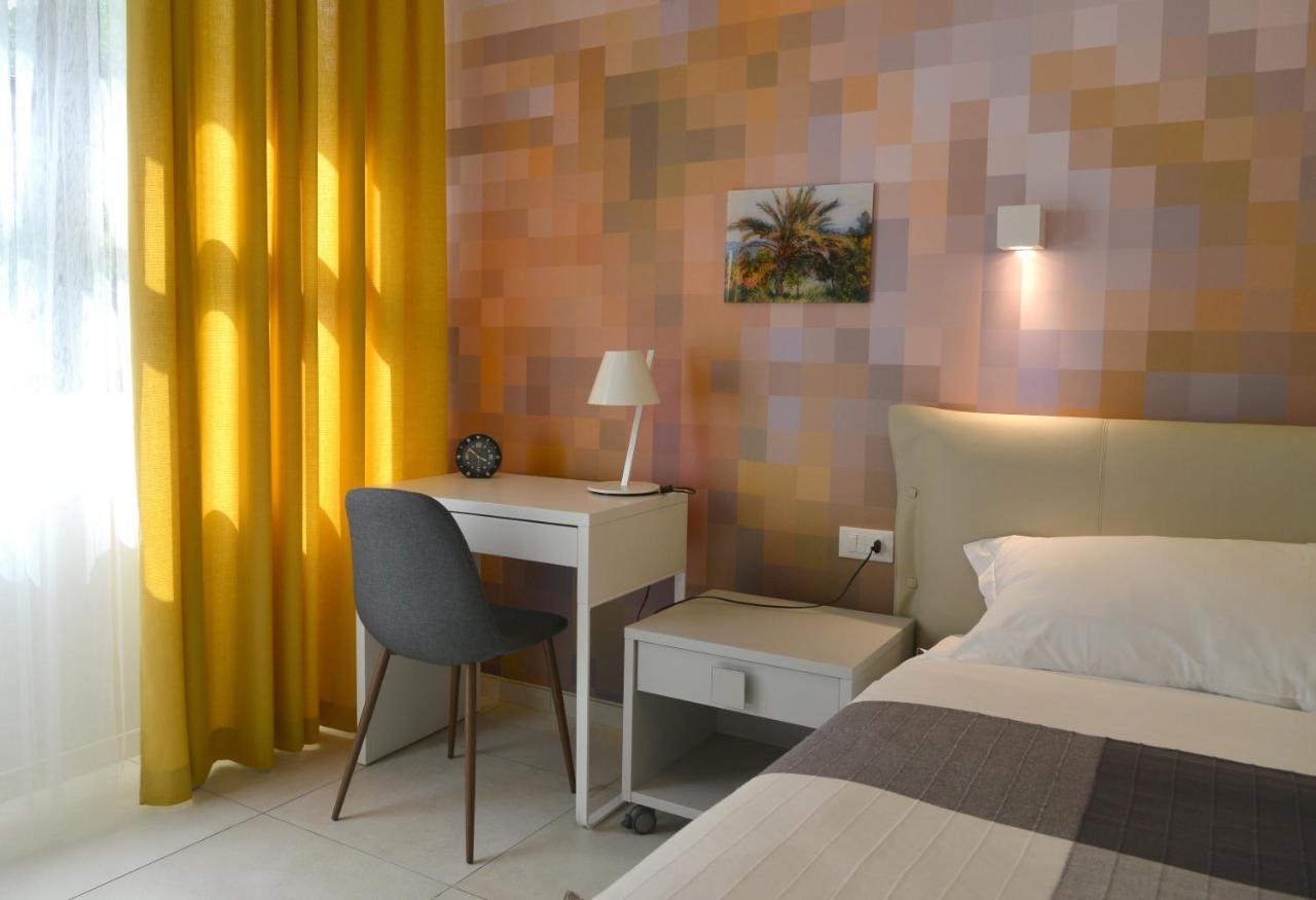 Hotel Villa Miki Бордігера Екстер'єр фото